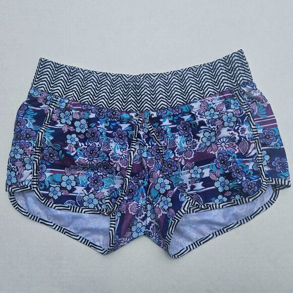 ATHLETA Lanai Floral Chevron Elastic Waist Shorts - Size 4 Unlined beach running - Picture 1 of 8